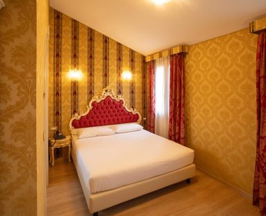 duomo-boutique-hotel-camere-red-room-003