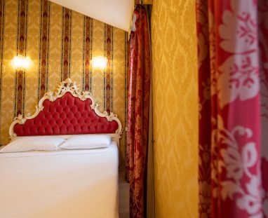 duomo-boutique-hotel-camere-red-room-007