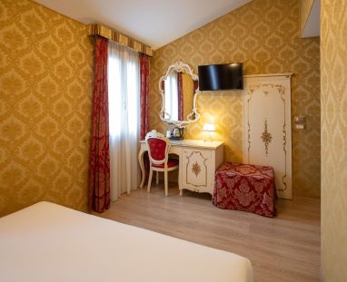 duomo-boutique-hotel-camere-red-room-008